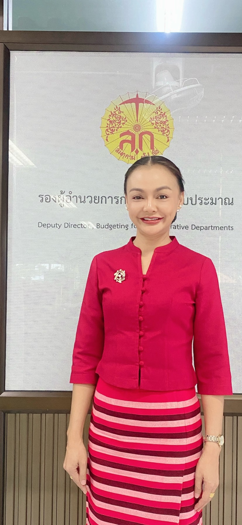 นางเพ็ญนภา อุตตมงค์